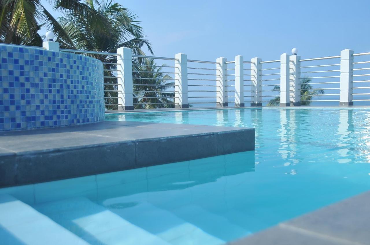 Nethum Beach House ヒッカドゥワ エクステリア 写真
