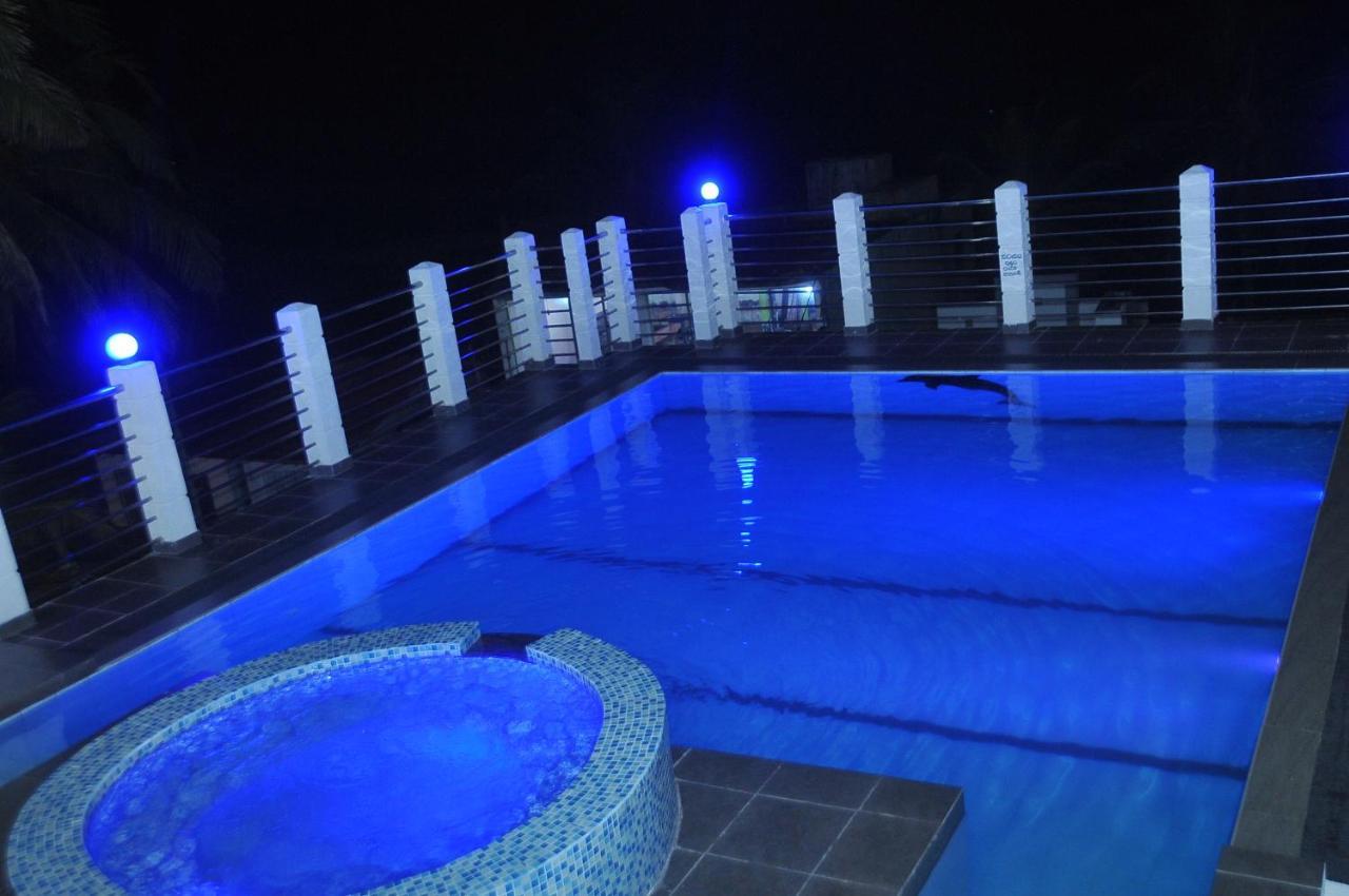 Nethum Beach House ヒッカドゥワ エクステリア 写真